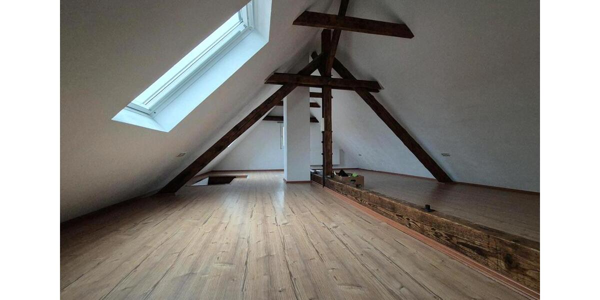 Etagenwohnung Husum - 4 Zimmer, 75 m&sup2;, 650&euro; | Angebot:25944643