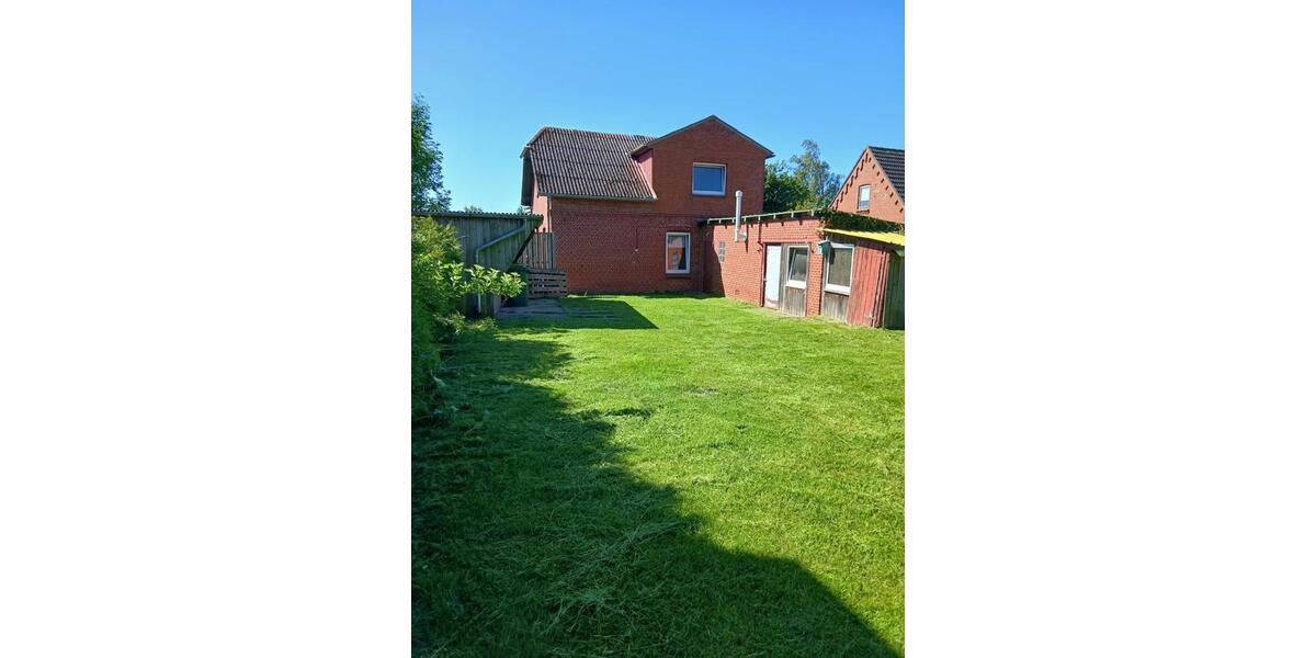 Einfamilienhaus Bredstedt - 4 Zimmer, 100 m&sup2;, 165.000&euro; | Angebot:26738903