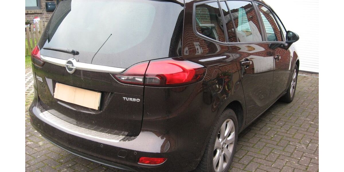 Opel Zafira Tourer 87.400 km 7.650 &euro; Husum 25813