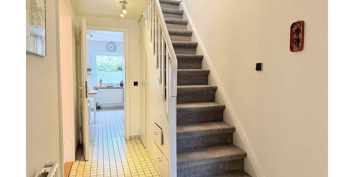 Reihenmittelhaus Husum - 4 Zimmer, 76 m&sup2;, 185.000&euro; | Angebot:25927261