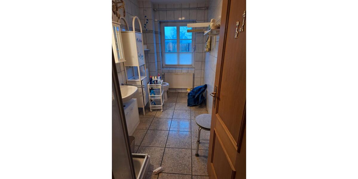 Erdgeschoßwohnung Weddingstedt - 3 Zimmer, 80 m&sup2;, 1.000&euro; | Angebot:26213166