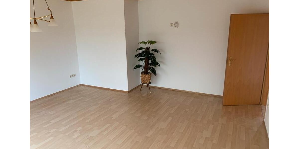 Bungalow Schwabstedt - 3 Zimmer, 95 m&sup2;, 1.000&euro; | Angebot:25978873