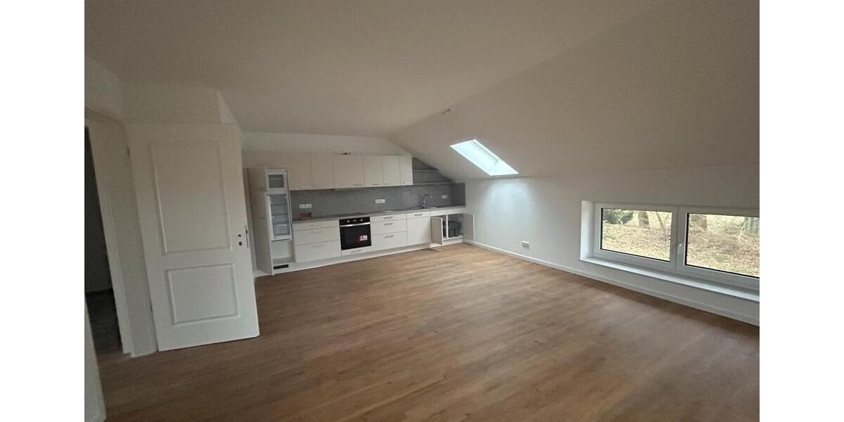 Etagenwohnung Weddingstedt - 2 Zimmer, 76 m&sup2;, 880&euro; | Angebot:25080230