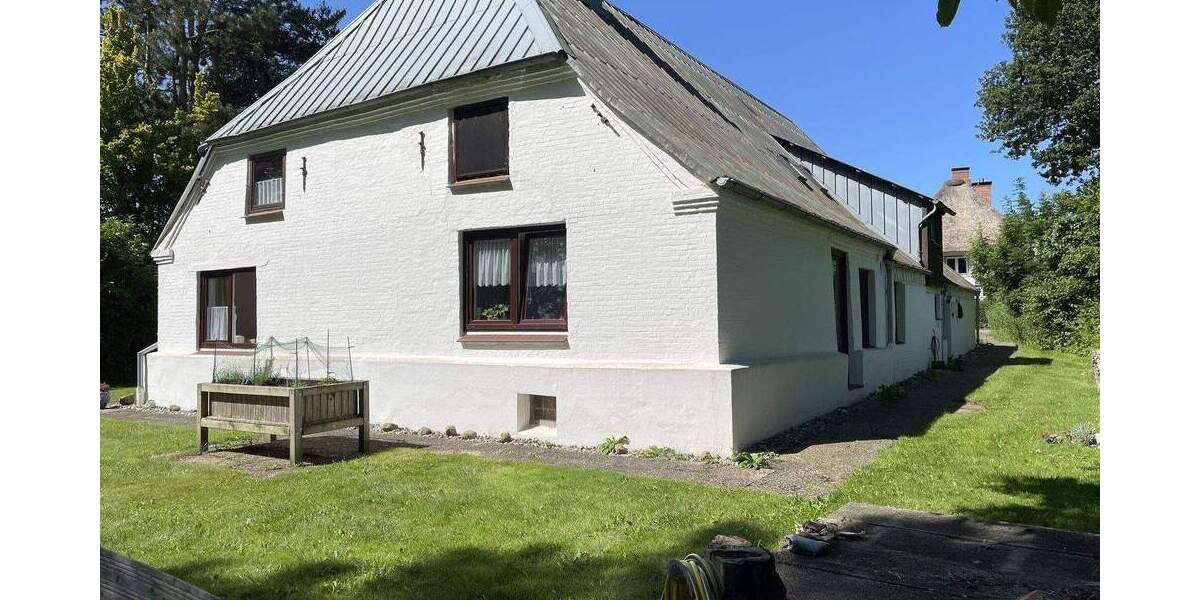 Einfamilienhaus Hennstedt - 7 Zimmer, 222 m&sup2;, 398.000&euro; | Angebot:25751273