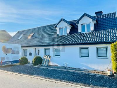 SANIERT MIT VIEL PLATZ UND MÖGLICHKEITEN - Einfamilienhaus Immenstedt | Angebot:26168080