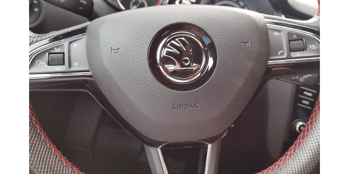 Skoda Octavia 47.000 km 28.000 &euro; Bredstedt 25821