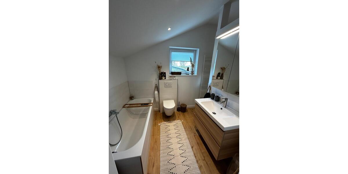 Etagenwohnung Husum - 3 Zimmer, 68 m&sup2;, 950&euro; | Angebot:25995190