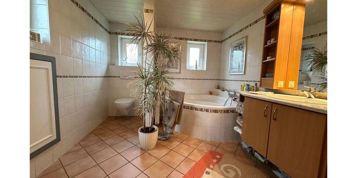 Einfamilienhaus Friedrichstadt - 4 Zimmer, 97 m&sup2;, 239.000&euro; | Angebot:25780898