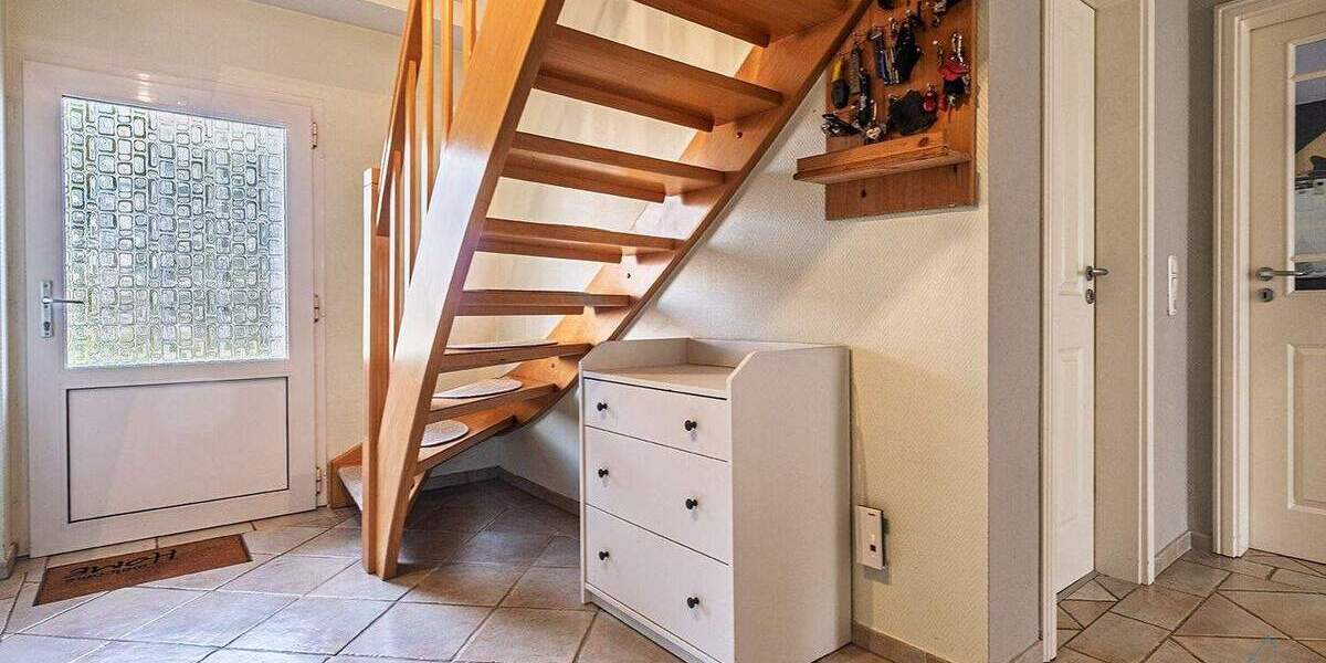 Mehrfamilienhaus, Wohnhaus Bordelum / Büttjebüll Büttjebüll - 8 Zimmer, 203 m&sup2;, 549.000&euro; | Angebot:25661136