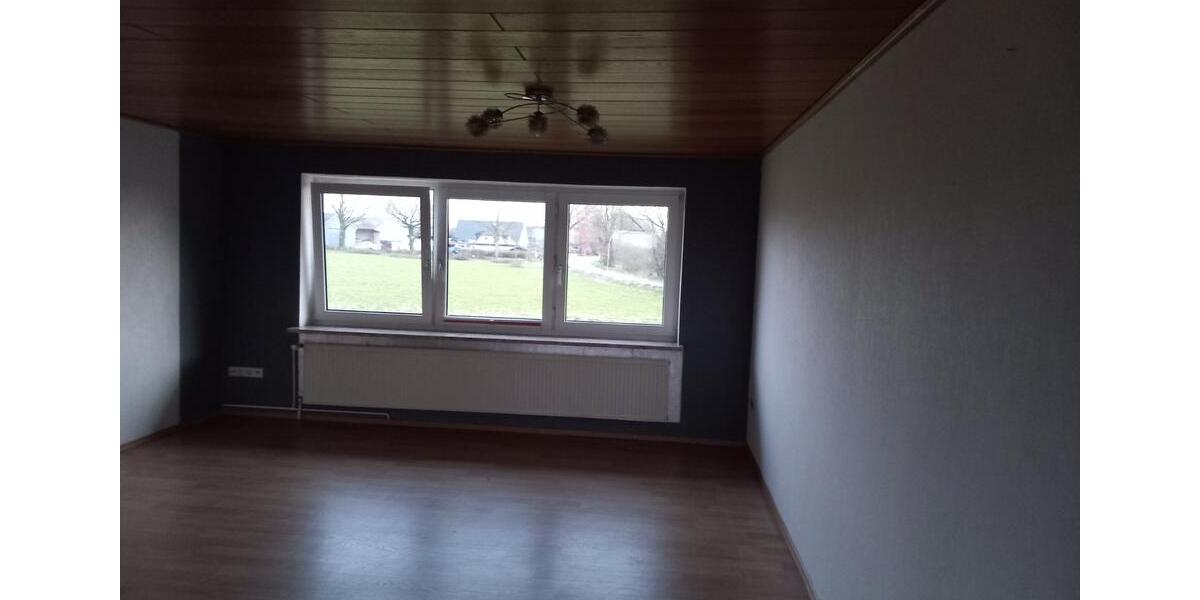 Etagenwohnung Drelsdorf - 3 Zimmer, 110 m&sup2;, 900&euro; | Angebot:25643724