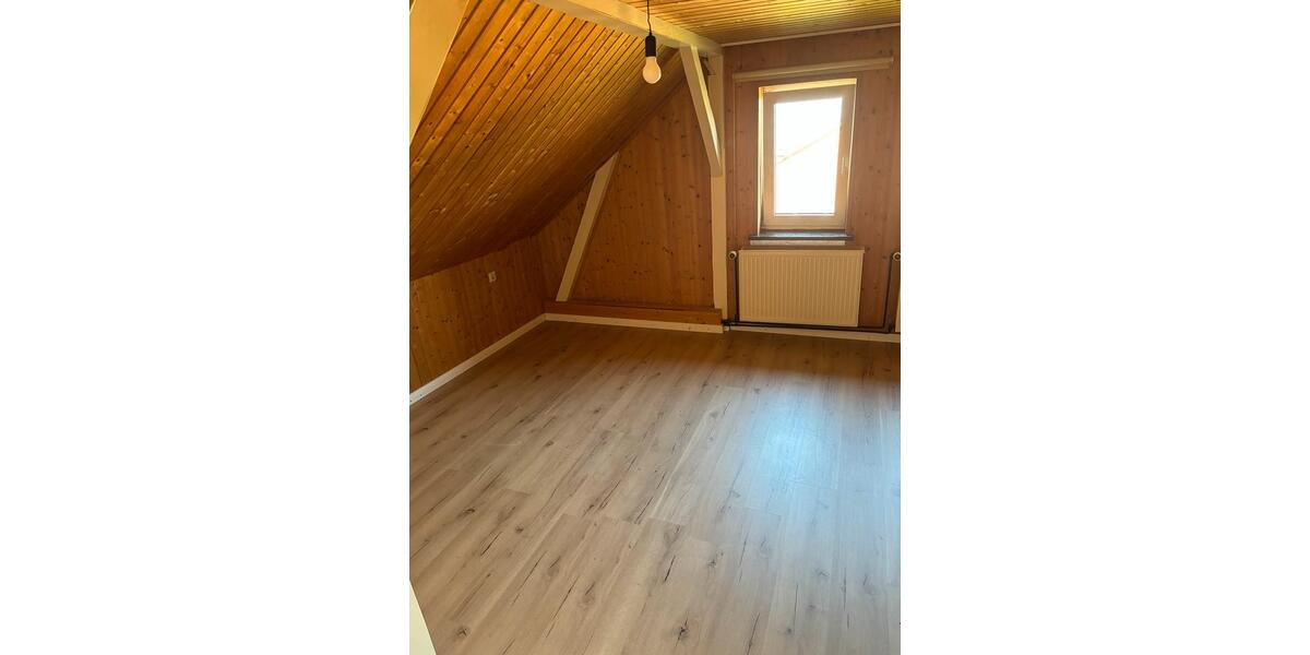 Einfamilienhaus Bredstedt - 4 Zimmer, 100 m&sup2;, 165.000&euro; | Angebot:26738903