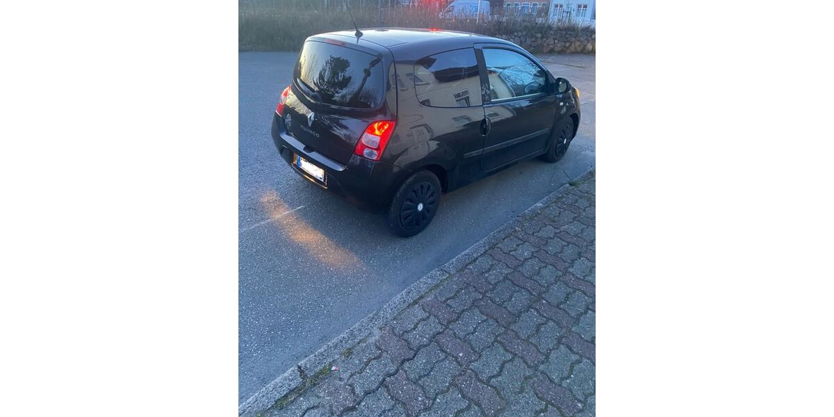 Renault Twingo 70.000 km 2.300 &euro; Bordelum 25852