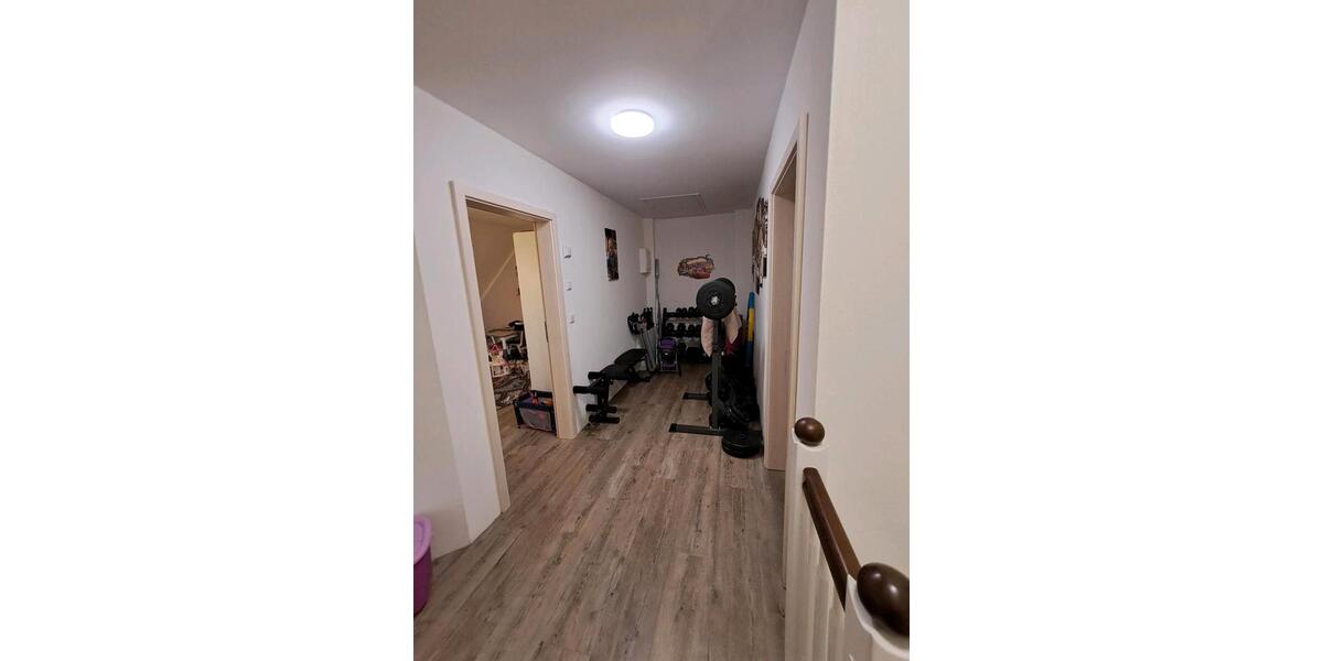 Doppelhaushälfte Langenhorn - 5 Zimmer, 140 m&sup2;, 1.500&euro; | Angebot:25978872