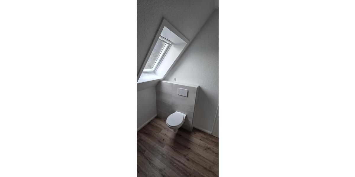 Dachgeschoßwohnung Pahlen - 2.5 Zimmer, 57 m&sup2;, 650&euro; | Angebot:25980674