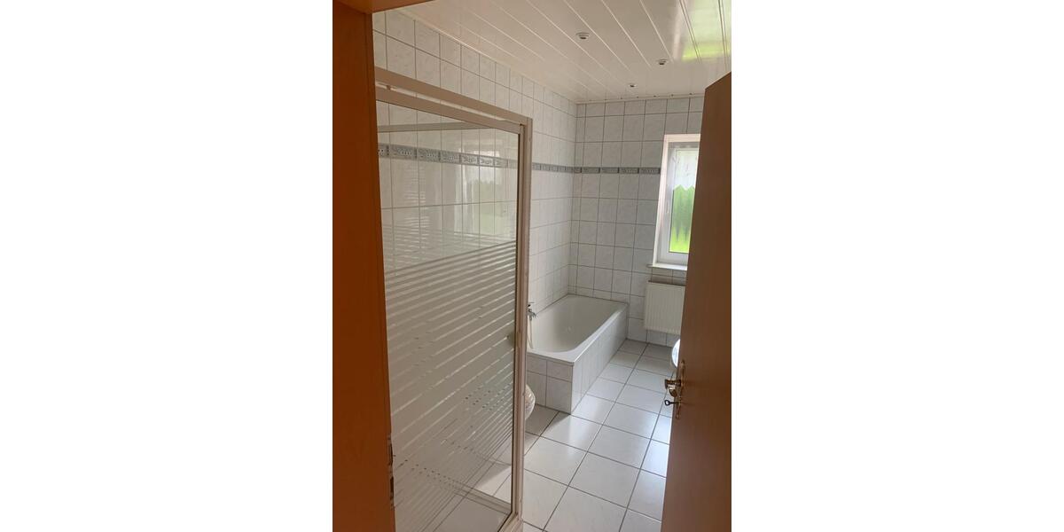 Bungalow Schwabstedt - 3 Zimmer, 95 m&sup2;, 1.000&euro; | Angebot:25978873