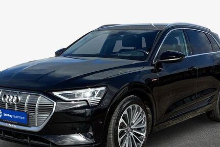 Audi e-tron 71.166 km 28.980 &euro; Breklum 25821