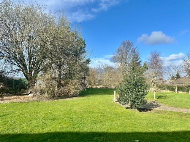 Etagenwohnung Pahlen - 3 Zimmer, 100 m&sup2;, 650&euro; | Angebot:26007568