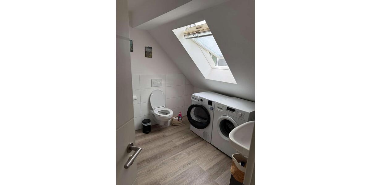 Dachgeschoßwohnung Großenwiehe - 2 Zimmer, 70 m&sup2;, 730&euro; | Angebot:25991318