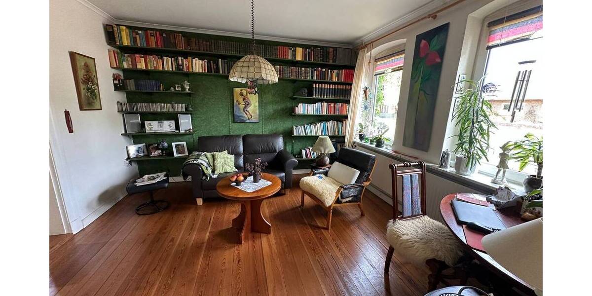 Einfamilienhaus Bredstedt - 8 Zimmer, 170 m&sup2;, 225.000&euro; | Angebot:25780897