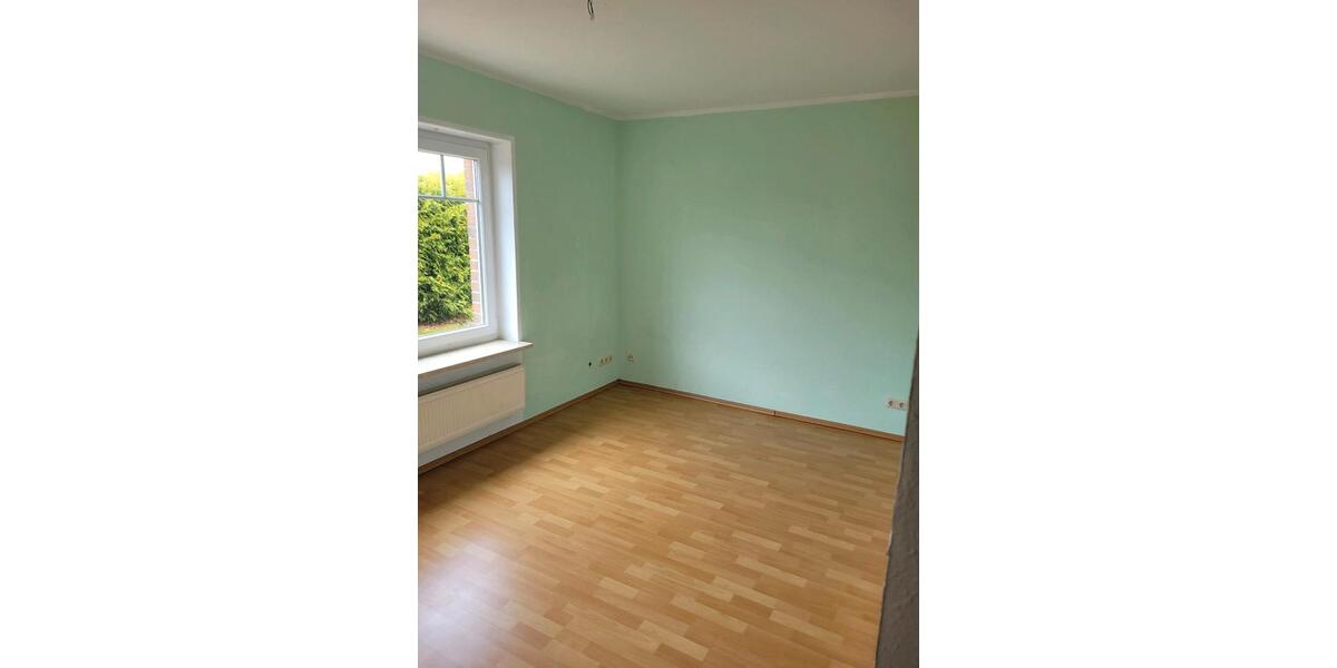 Erdgeschoßwohnung Lunden - 4 Zimmer, 100 m&sup2;, 750&euro; | Angebot:25993824