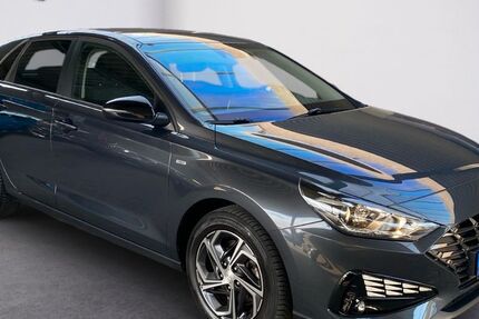 Hyundai i30 47.212 km 17.990 &euro; Husum 25813