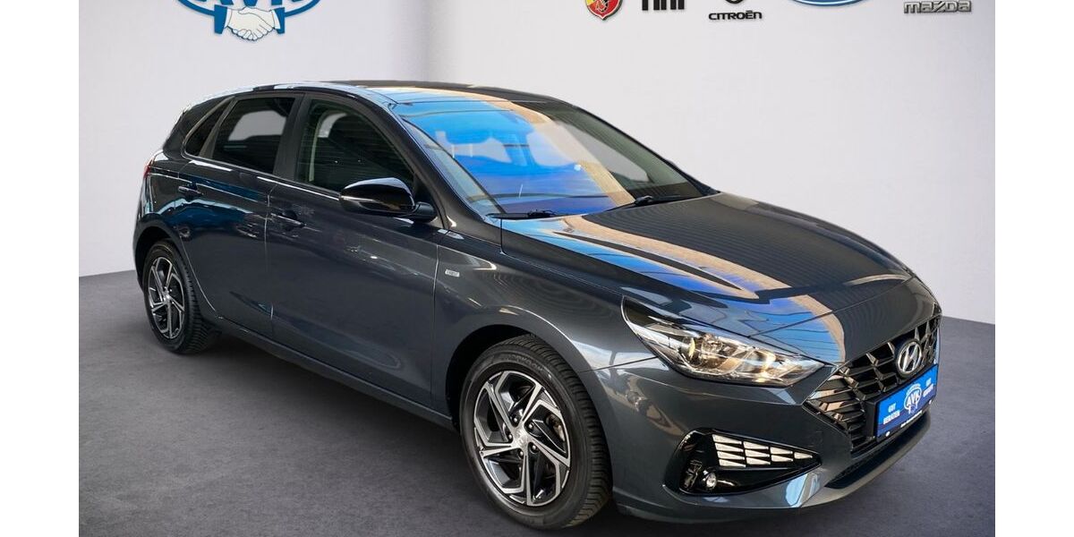 Hyundai i30 47.212 km 17.990 &euro; Husum 25813