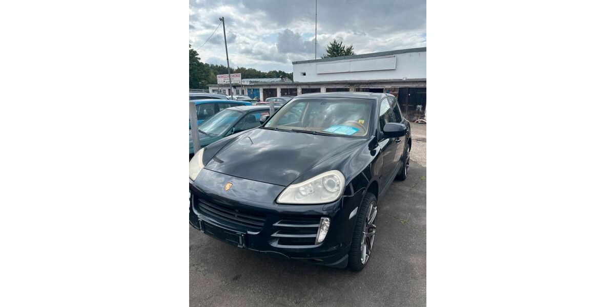 Porsche Cayenne 265.956 km 5.000 &euro; Jübek 24855
