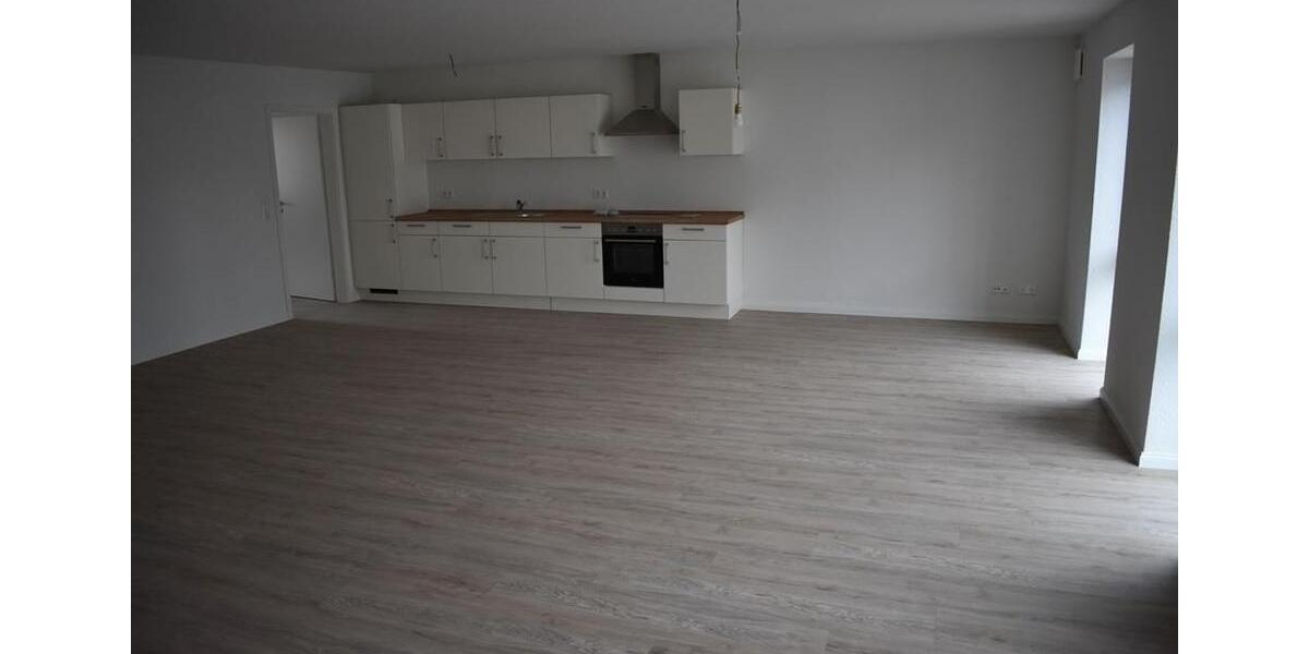Etagenwohnung Bredstedt - 2 Zimmer, 86 m&sup2;, 700&euro; | Angebot:26002903