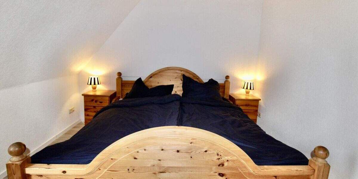 Doppelhaushälfte Sönnebüll - 7 Zimmer, 210 m&sup2;, 310.000&euro; | Angebot:25822647