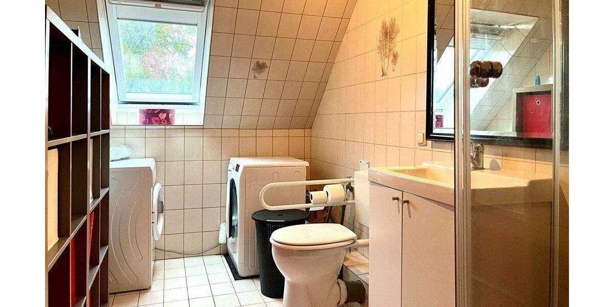 Einfamilienhaus Tating - 8 Zimmer, 180 m&sup2;, 465.000&euro; | Angebot:25815699