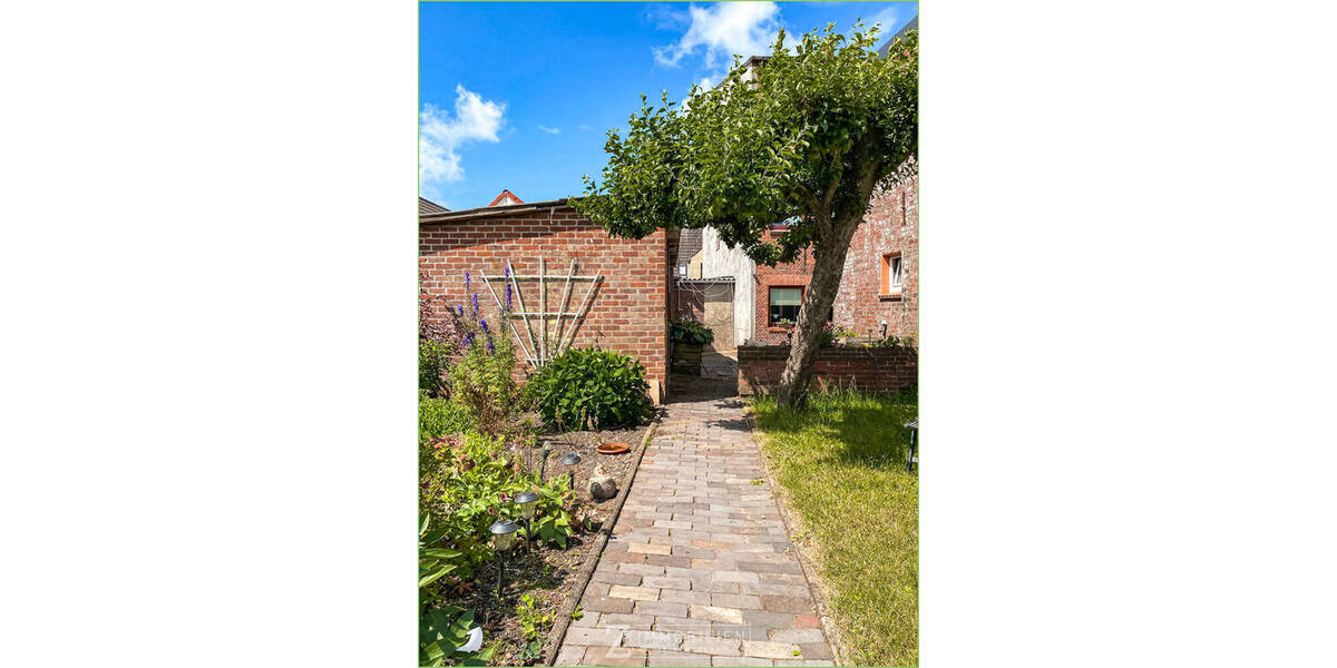 Mehrfamilienhaus, Wohnhaus Garding - 8 Zimmer, 224 m&sup2;, 249.000&euro; | Angebot:25725594