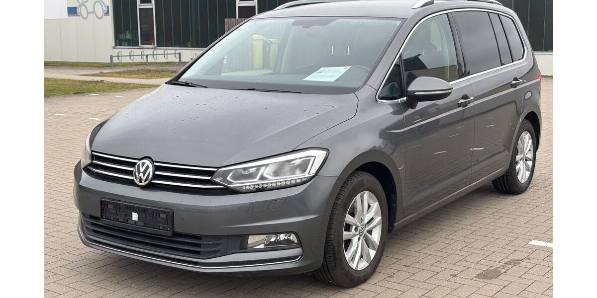VW Touran 162.600 km 16.500 &euro; Husum 25813