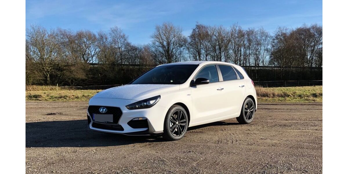 Hyundai i30 35.600 km 18.400 &euro; Mildstedt 25866