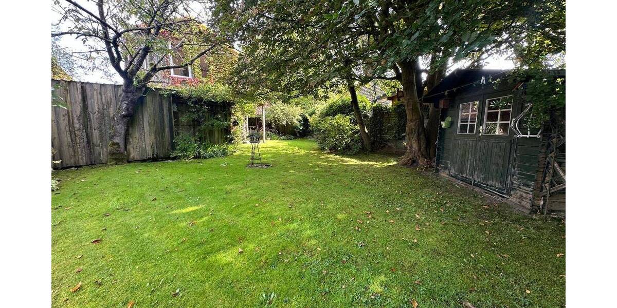 Einfamilienhaus Bredstedt - 8 Zimmer, 170 m&sup2;, 225.000&euro; | Angebot:25780897