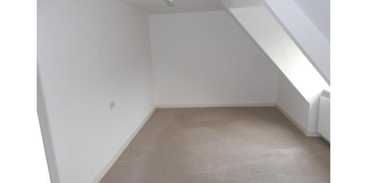 Dachgeschoßwohnung Wohlde - 3 Zimmer, 65 m&sup2;, 640&euro; | Angebot:25148603