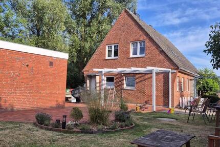 Haus Bredstedt - 5 Zimmer, 127 m&sup2;, 1.413&euro; | Angebot:25988684