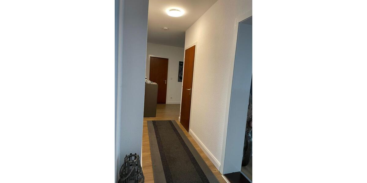 Etagenwohnung Husum - 3 Zimmer, 85 m&sup2;, 740&euro; | Angebot:25182081