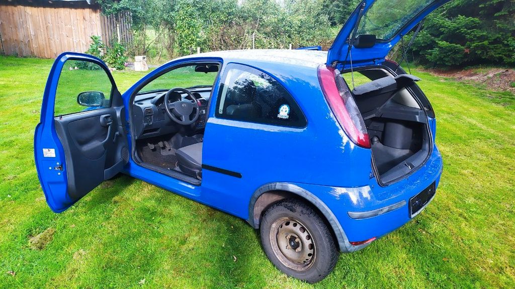 Opel Corsa 182.000 km 1.850 &euro; Langenhorn 25842