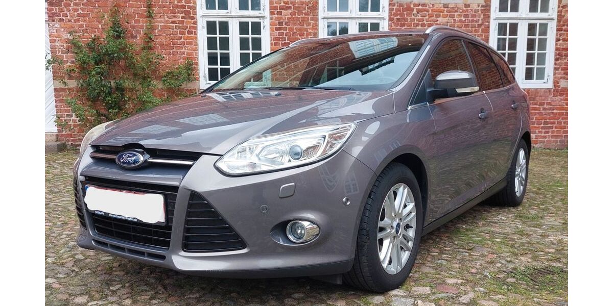 Ford Focus 121.500 km 7.700 &euro; Husum 25813