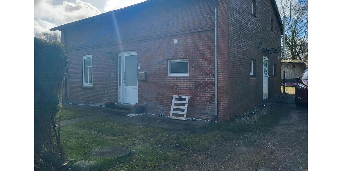 Einfamilienhaus Lunden - 4 Zimmer, 110 m&sup2;, 900&euro; | Angebot:25962419