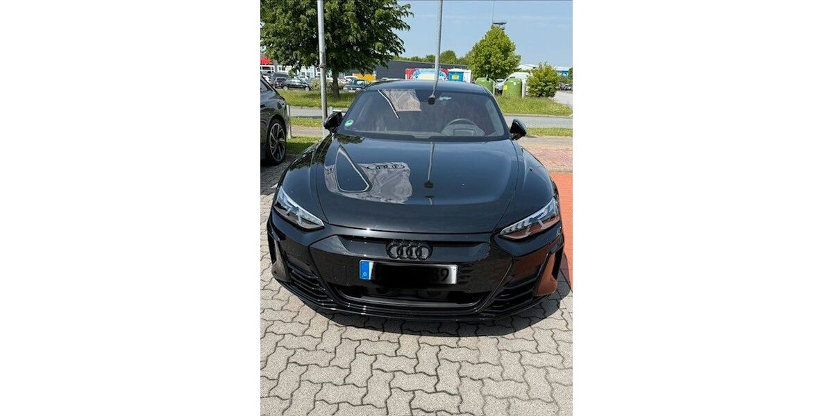 Audi RS e-tron GT 41.100 km 63.000 &euro; Ostenfeld 25872