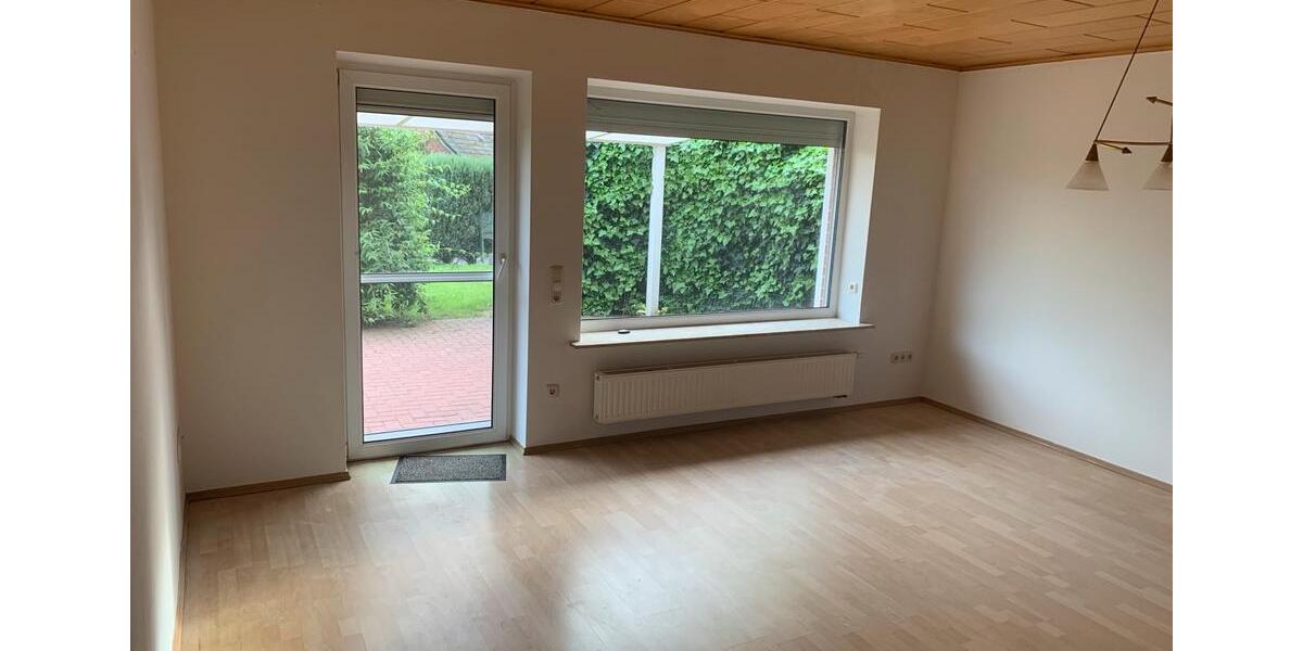 Bungalow Schwabstedt - 3 Zimmer, 95 m&sup2;, 1.000&euro; | Angebot:25978873