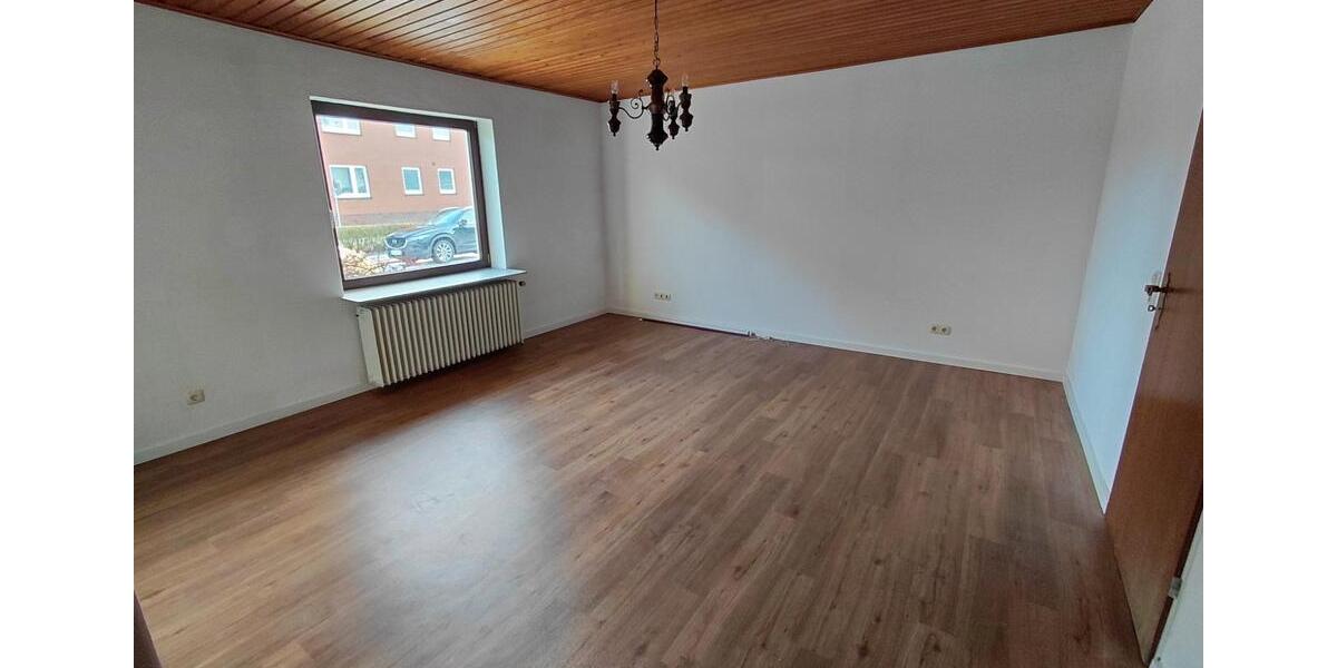 Einfamilienhaus Lunden - 4 Zimmer, 135 m&sup2;, 1.250&euro; | Angebot:25156967