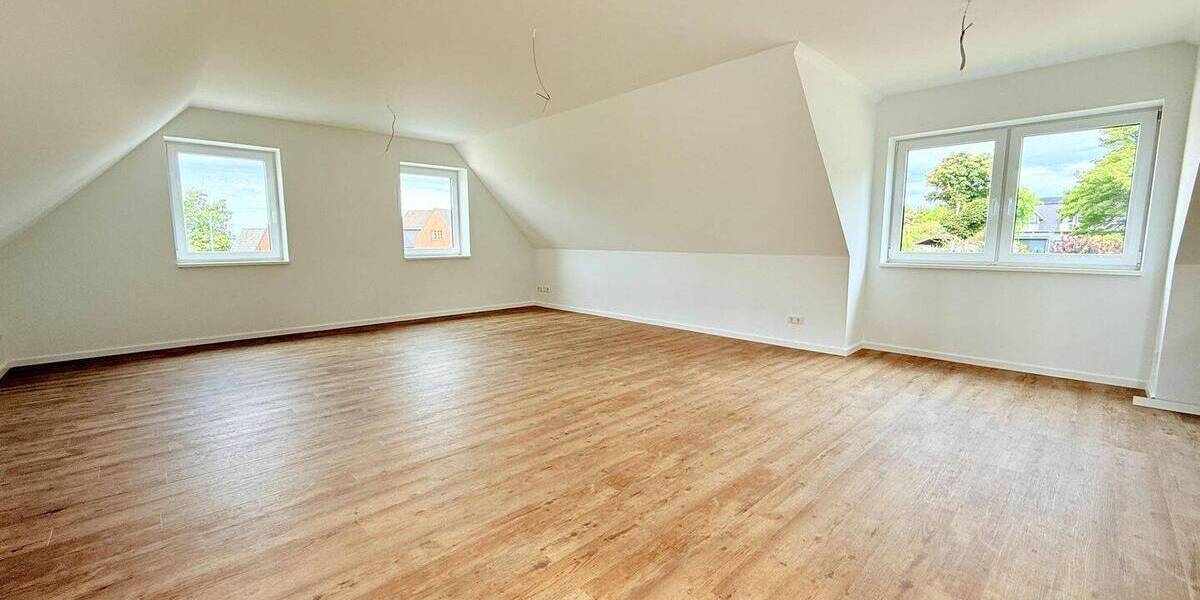 Etagenwohnung Breklum - 2 Zimmer, 95 m&sup2;, 295.000&euro; | Angebot:25770559