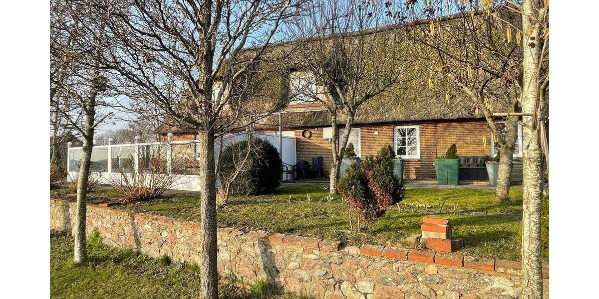 Doppelhaushälfte Bordelum Sterdebüll - 4 Zimmer, 185 m&sup2;, 198.000&euro; | Angebot:25897865