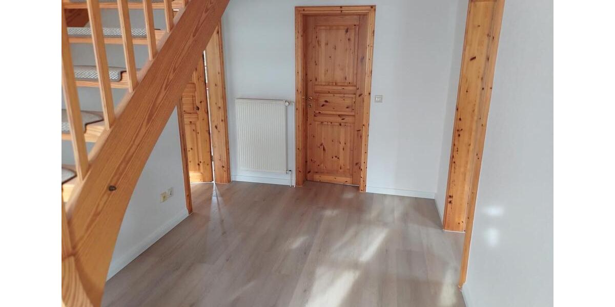 Einfamilienhaus Jübek - 3 Zimmer, 105 m&sup2;, 950&euro; | Angebot:25976843