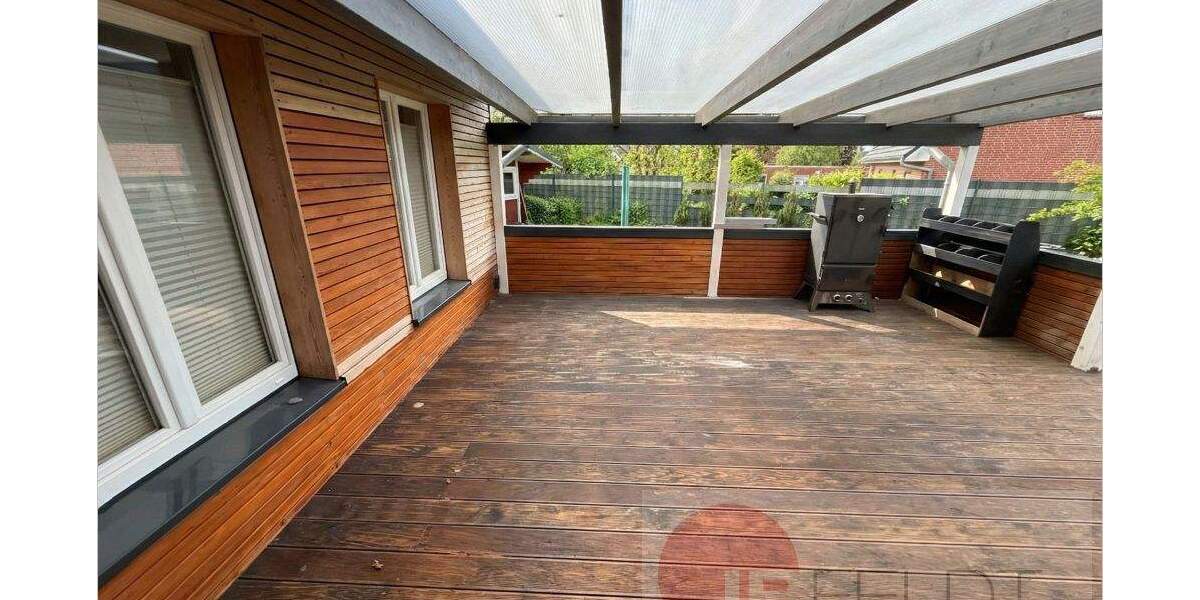 Einfamilienhaus Breklum - 9 Zimmer, 283 m&sup2;, 219.000&euro; | Angebot:25696095