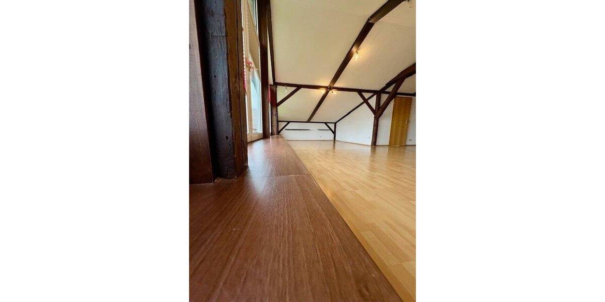 Etagenwohnung Strübbel - 3 Zimmer, 100 m&sup2;, 185.000&euro; | Angebot:25725653