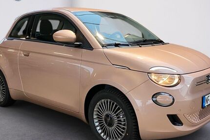 Fiat 500e 9.000 km 25.990 &euro; Husum 25813
