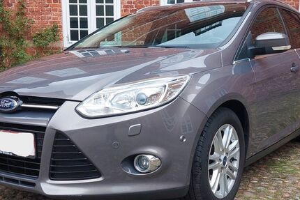 Ford Focus 121.500 km 7.700 &euro; Husum 25813